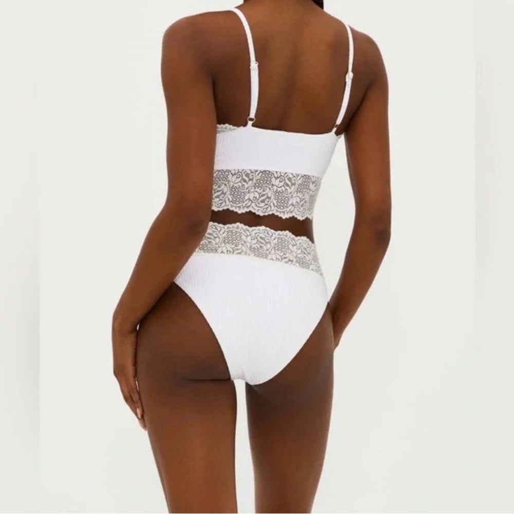 Beach Riot Lila Lace Top and Highway Lace Bottoms in white Xl - Picture 2 of 8